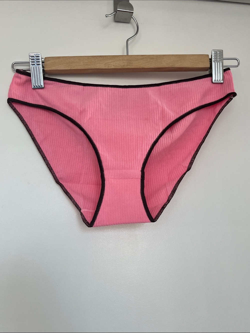 Baserange Nida Ribbed Bikini Briefs with Contrast Trim